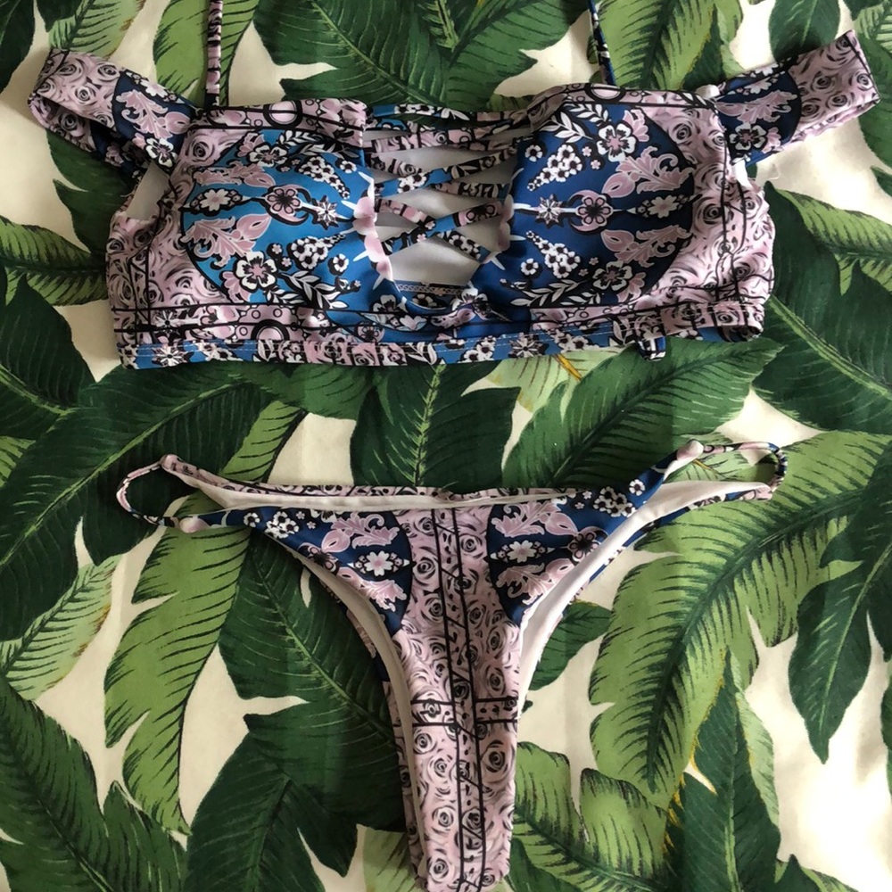 Floral off shoulder bikini